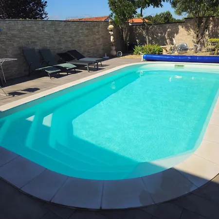 Holiday home Maison 2 Piscine Wifi Pres De La Pas D Animaux Villeneuve-en-Retz