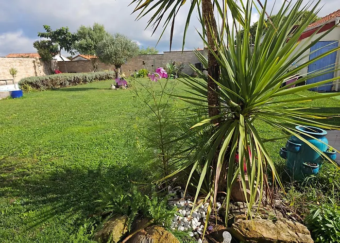 Maison Piscine Clos ,wifi, Pas De Chien , 2 Pres De La Villeneuve-en-Retz